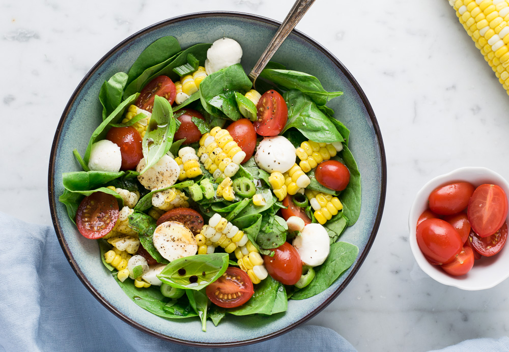 Salade de maïs, tomates et bocconcini